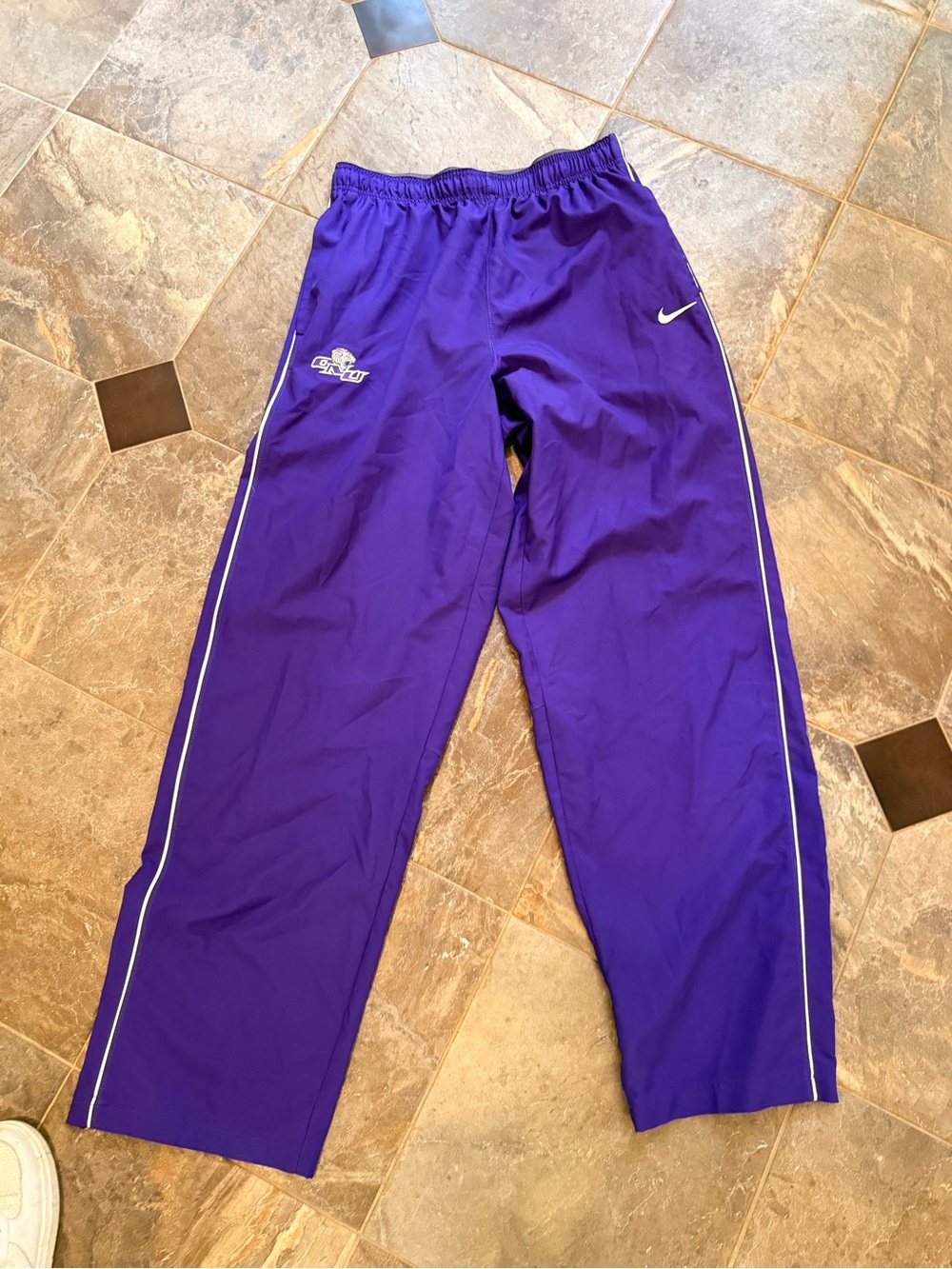 Nike Dri-FIT Olivet Nazarene University ONU Tiger Track Pants Men’s XLT Purple